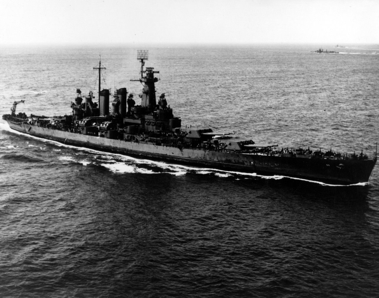 BSS North Carolina underway in the Hawaiian Islands on 27, March 1943.