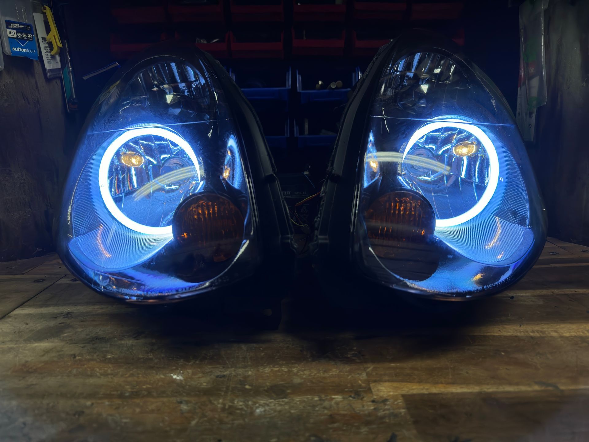 Nissan G35 - Gloss Black, Switchback Halos