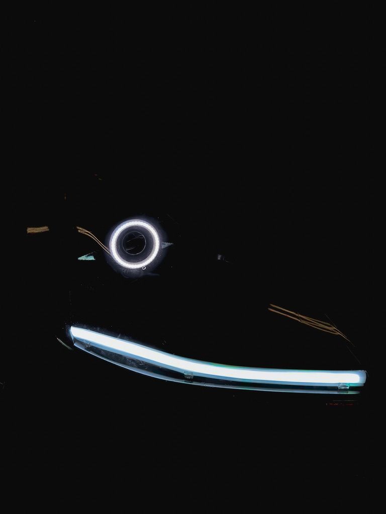 Nissan 350z (Pre-Facelift) - Gloss Black, Switchback Halo, Switchback Strip