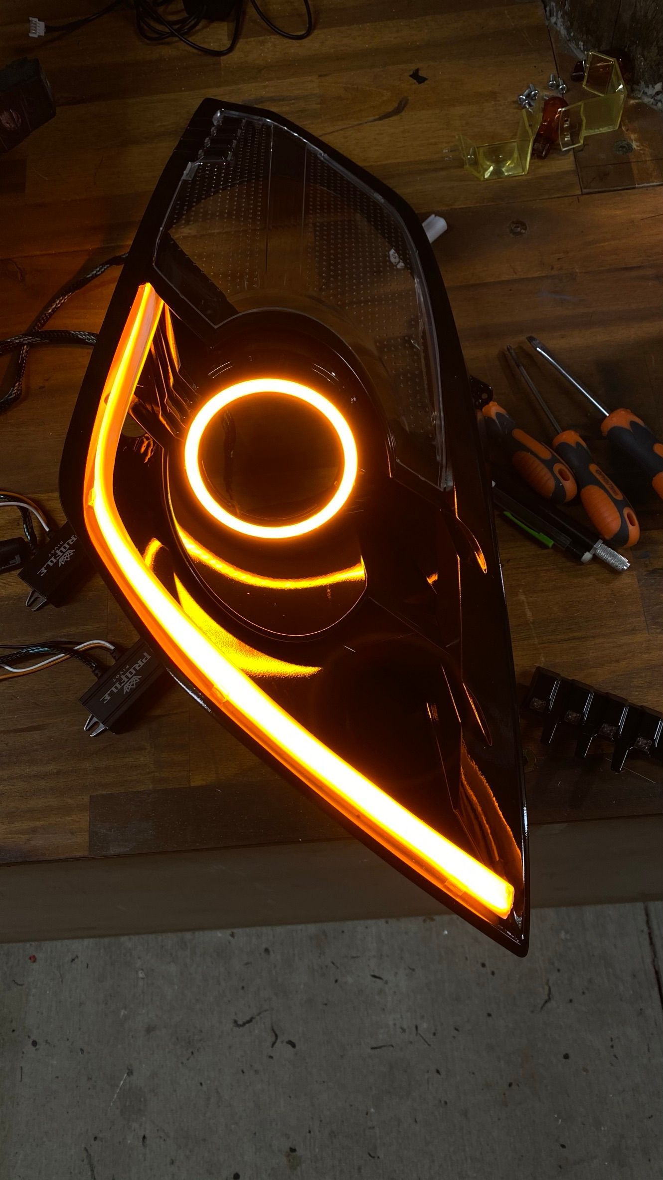 Nissan 350z - Switchback Halos & Strip Light