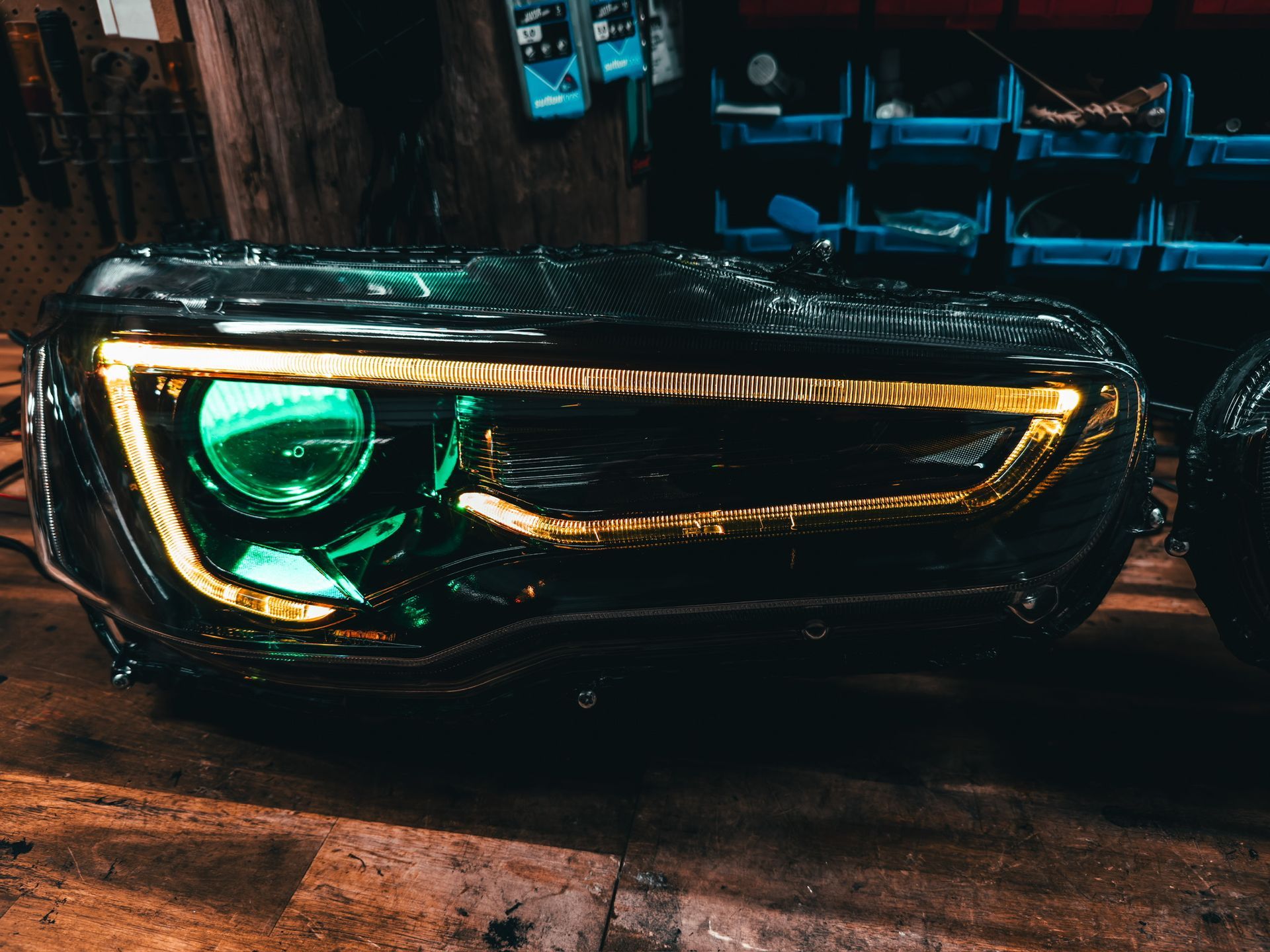 Mitsubishi - RGB Demon Eyes, RGB switchback Strip, Gloss Black