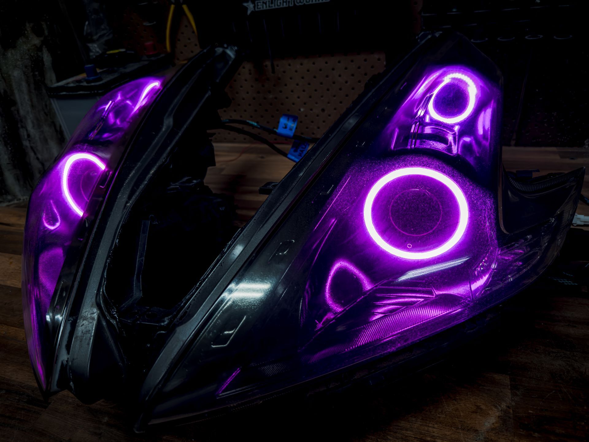 Nissan 370z - Gloss Black, Custom Dual RGB Halos