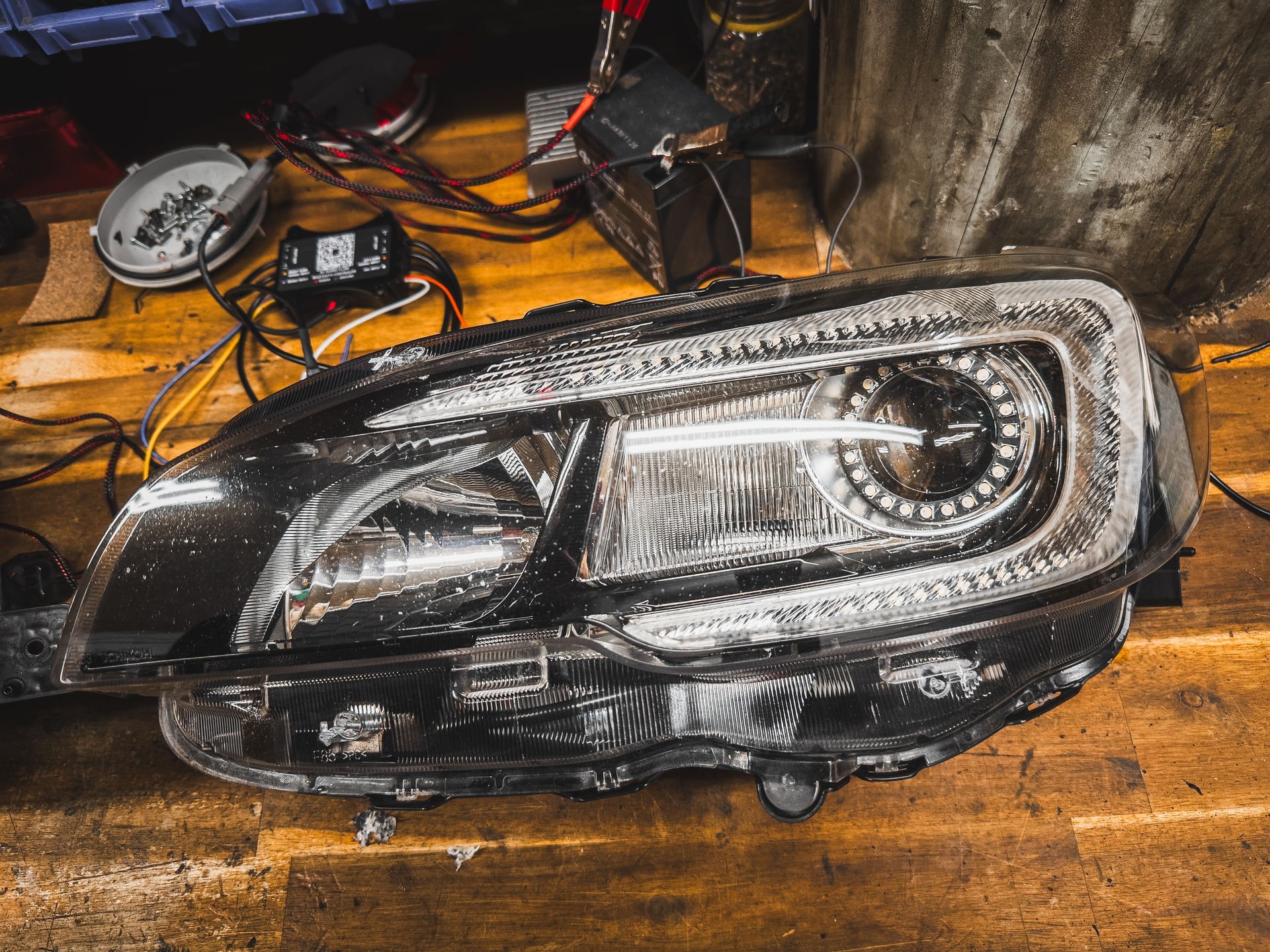 Subaru - RGB Halos, RGB C-Light, Gloss Black