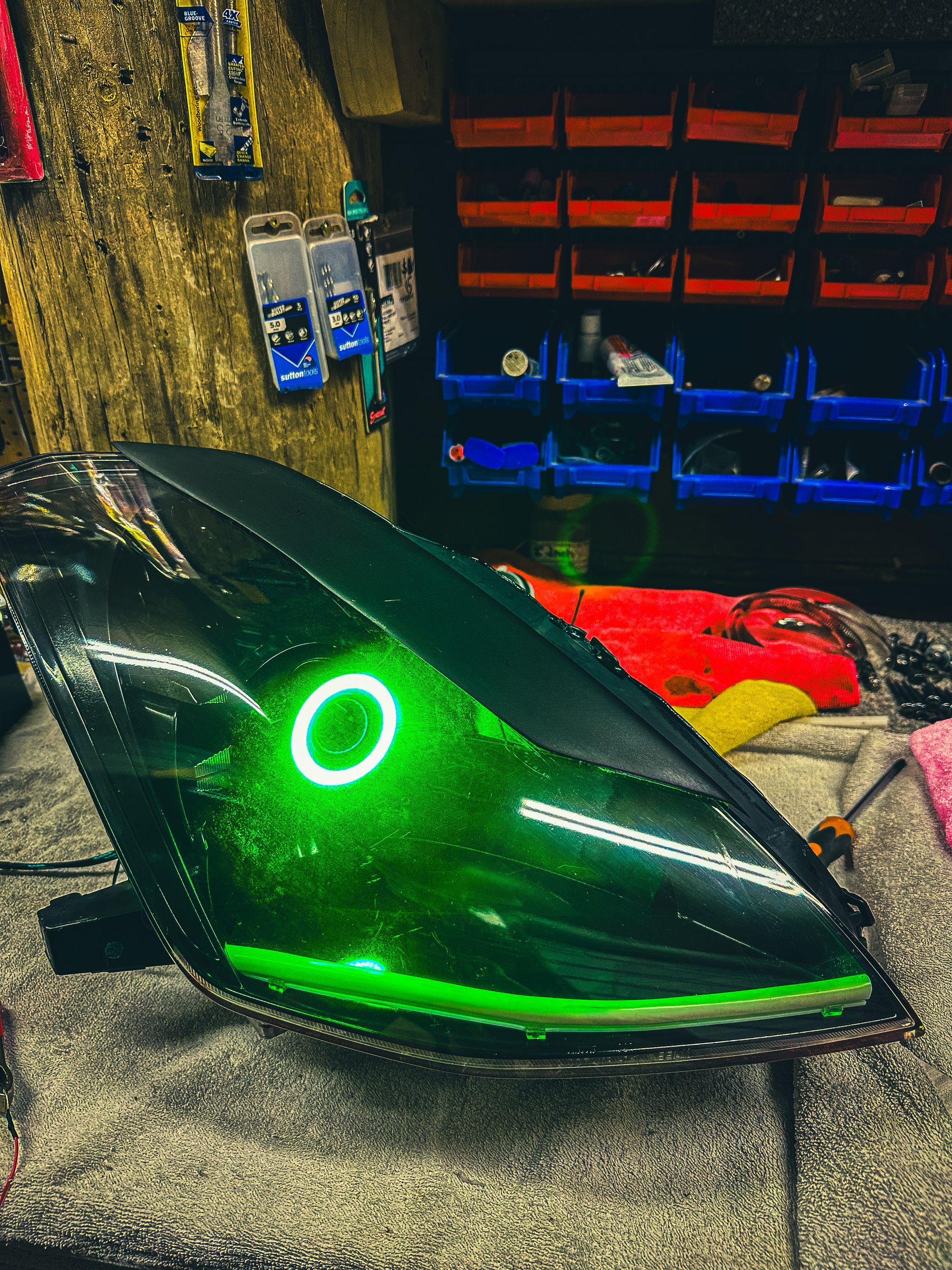 Nissan 350z (Pre-Facelift) - RGB Halos, Gloss Black