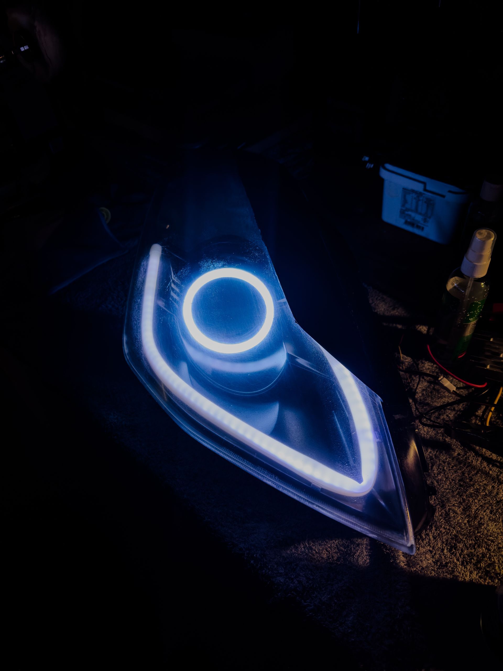 Nissan 350z (facelift) - RGB Halo, LED Strip, Gloss Black