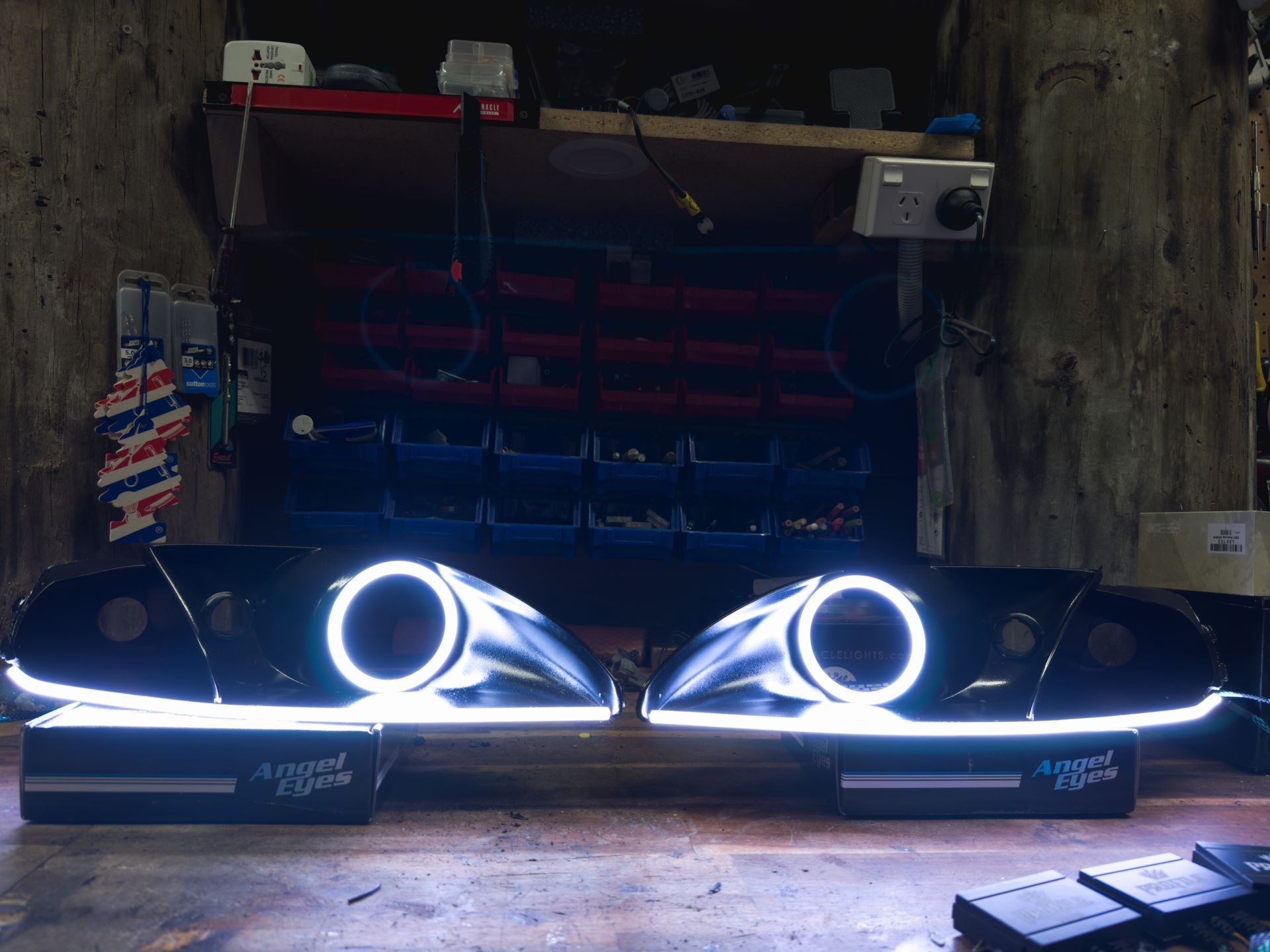 Toyota Soarer - RGB Halos, RGB Strip, Gloss Black