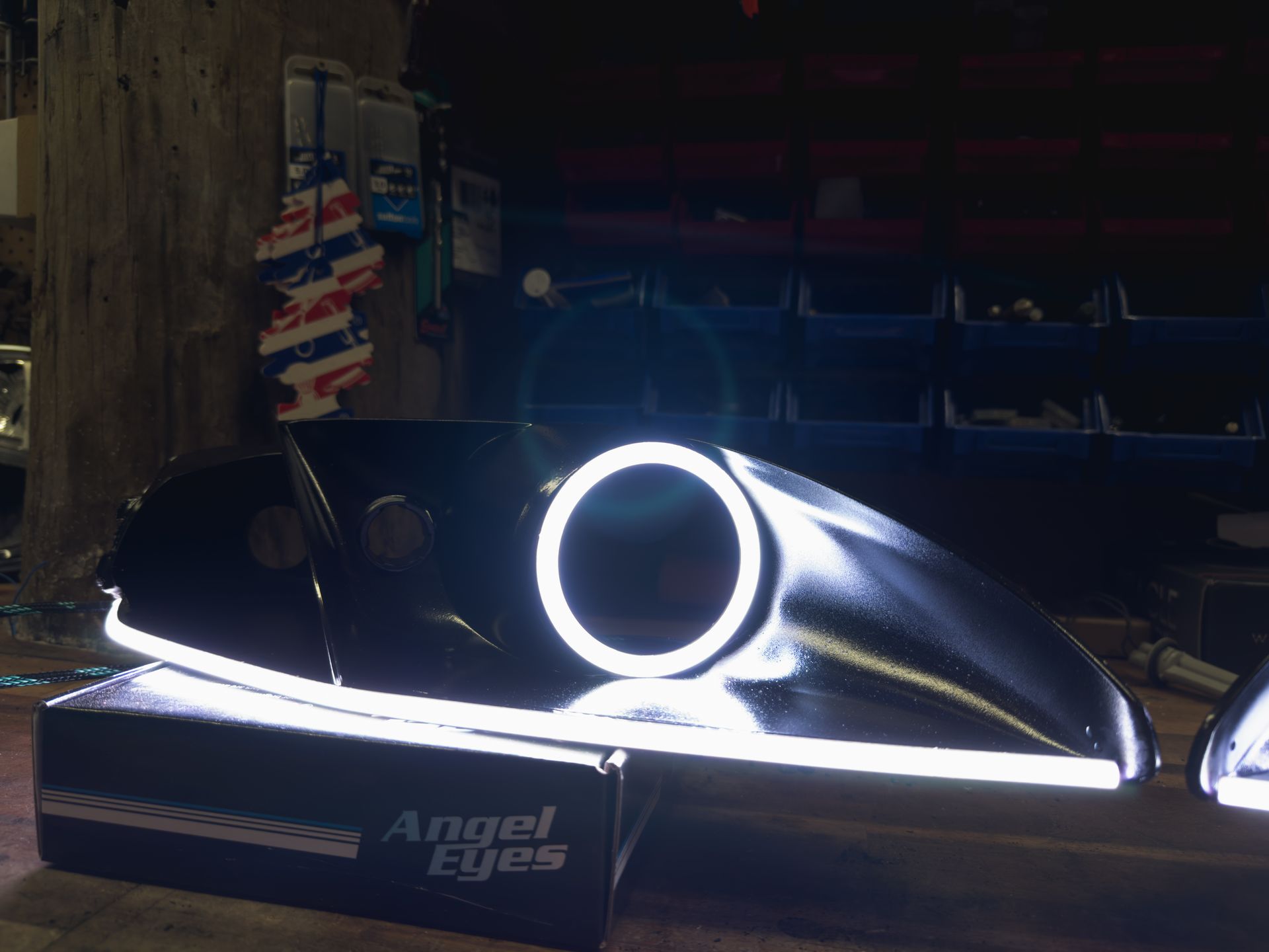 Toyota Soarer - RGB Halos, RGB Strip, Gloss Black