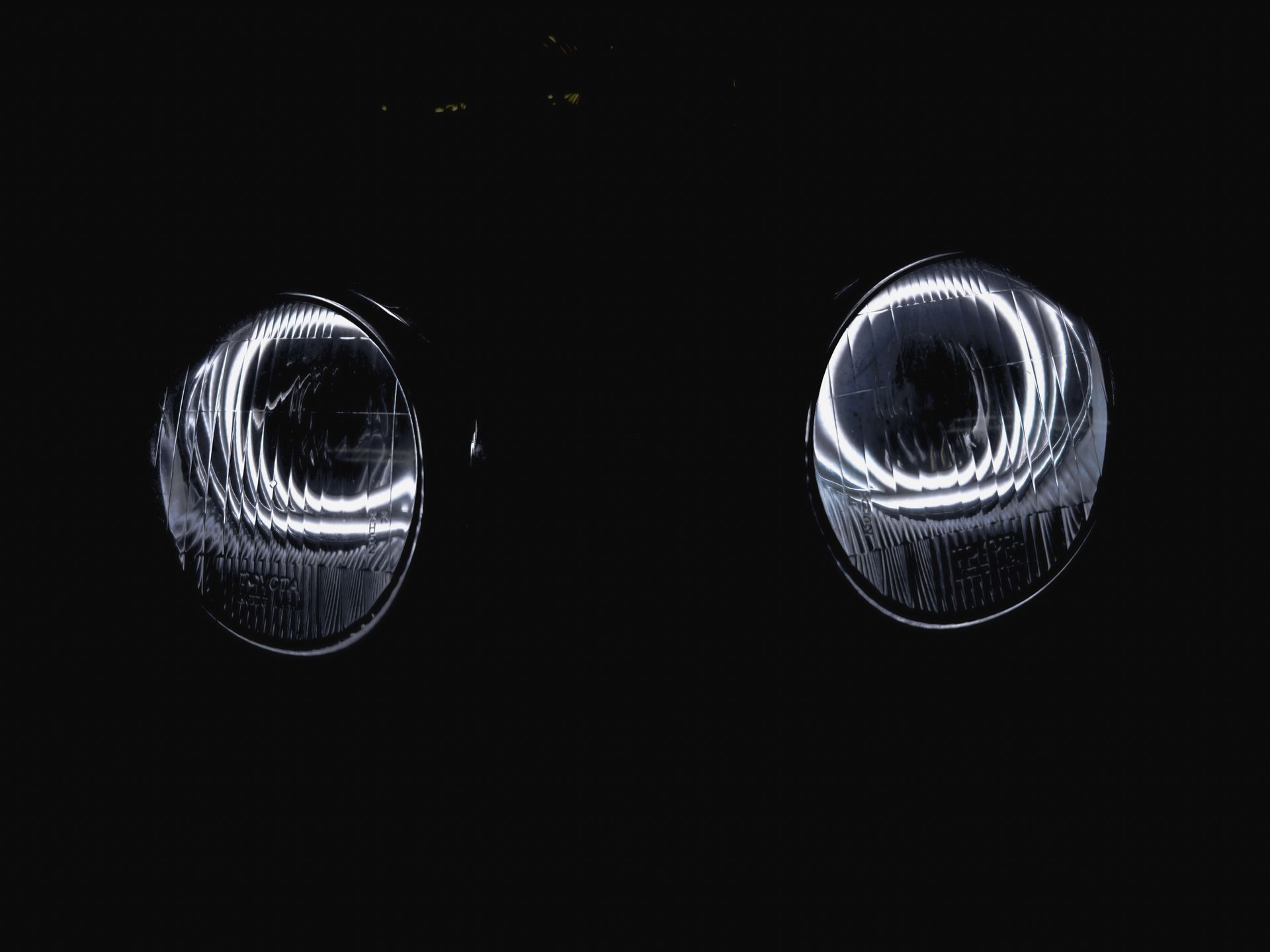 Toyota Soarer - Fog Lights, RGB Halos, Gloss Black