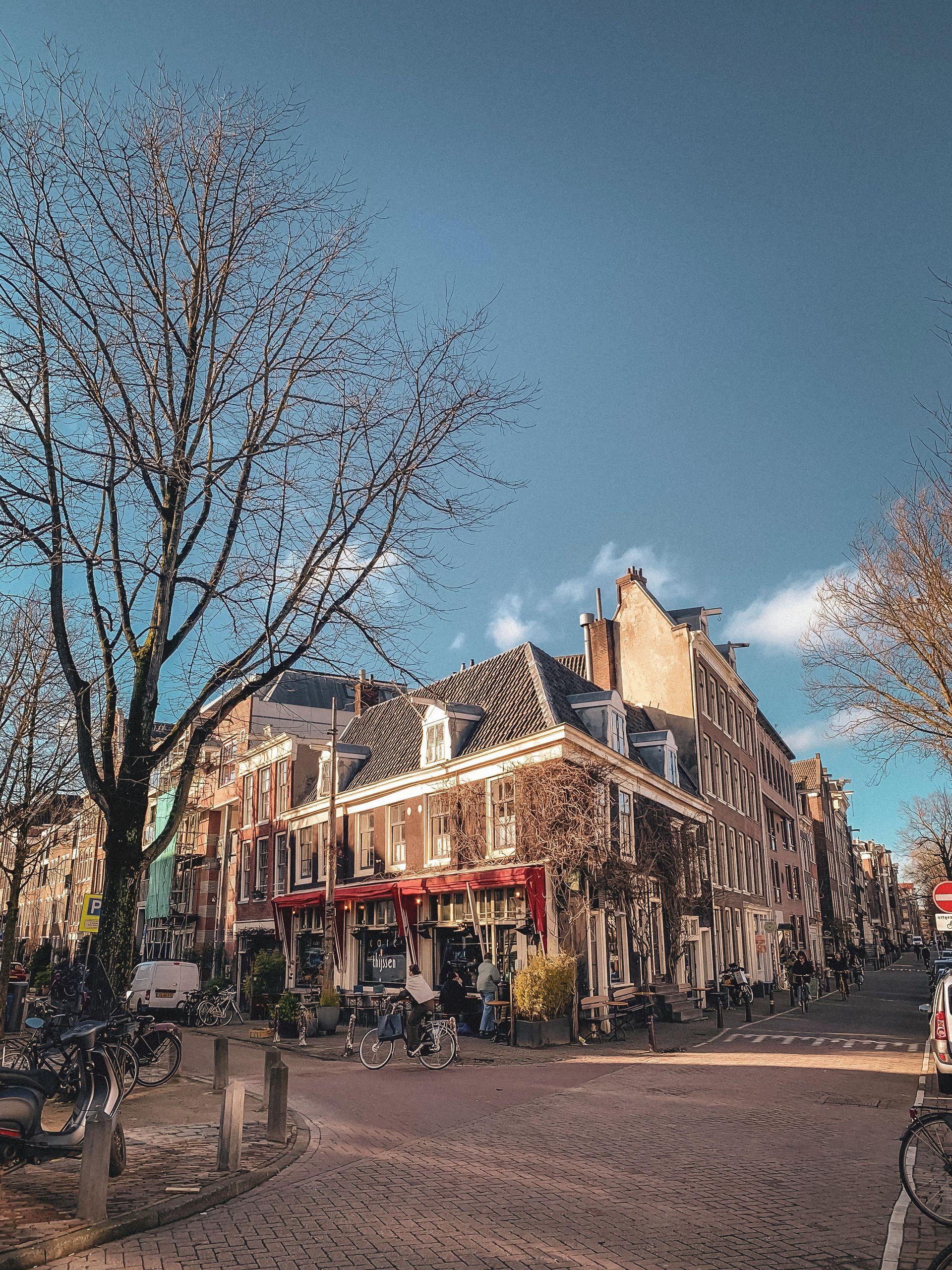 Explore the Charming Jordaan Neighbourhood
