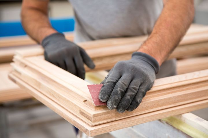 produzione di finestre in legno