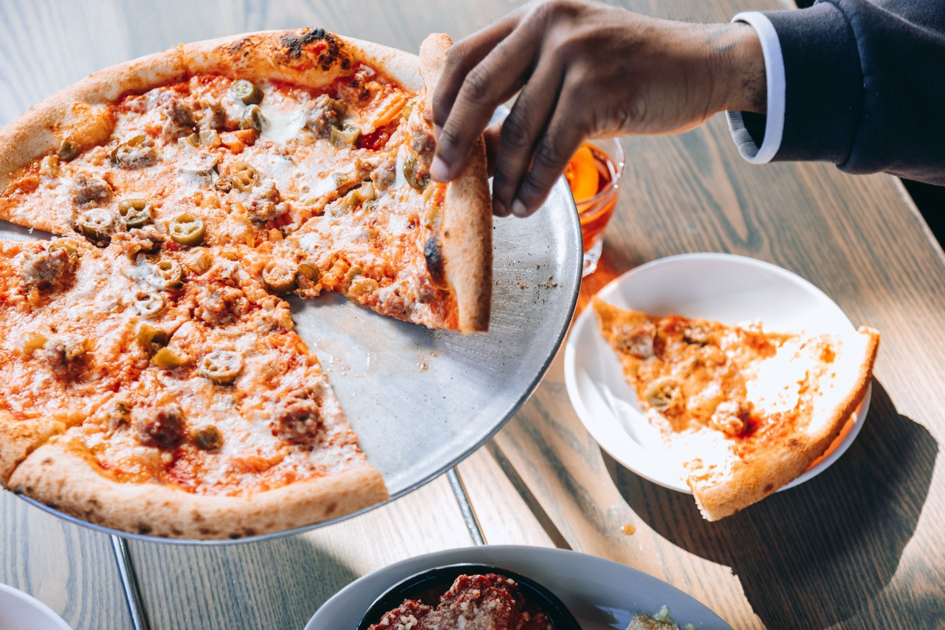 How to reheat pizza