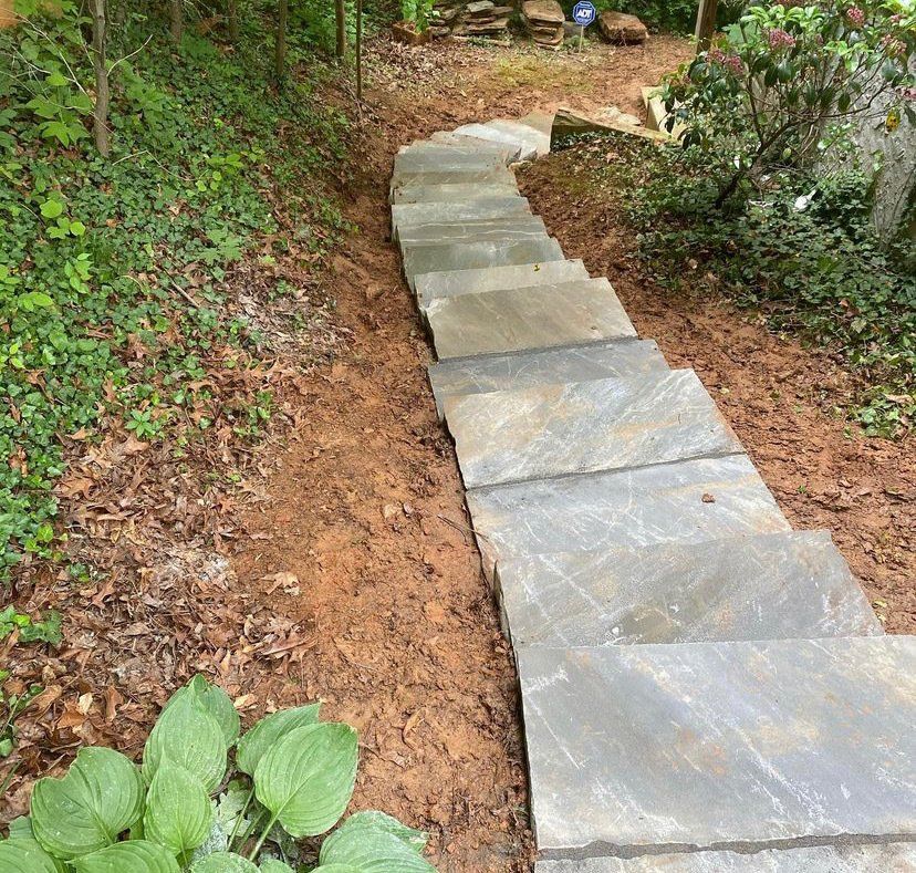 Retaining wall pavers