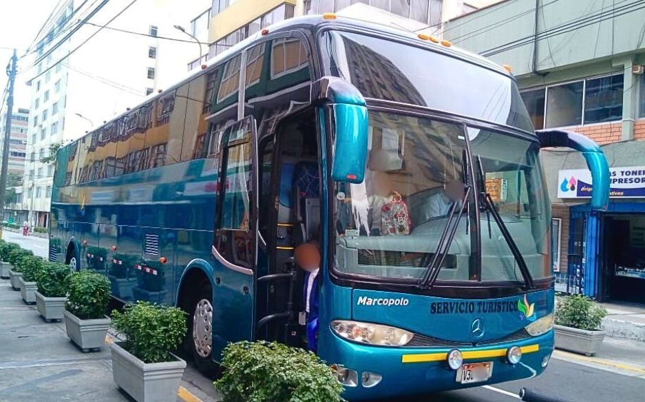 Bus Mercedes
