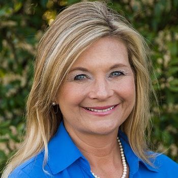 Kelli Cleveland, CRNP