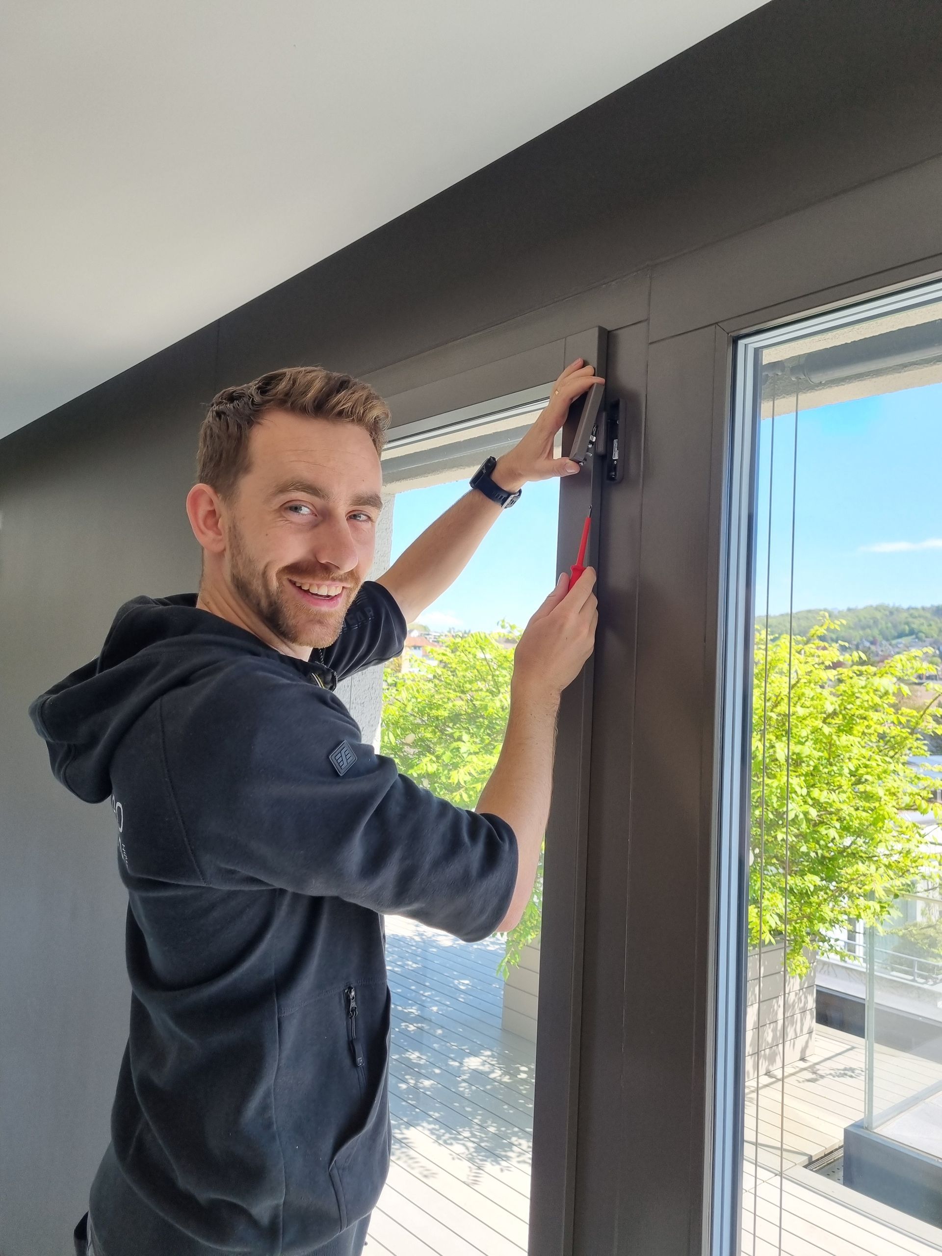 Montage Türkontakte Alarmanlage