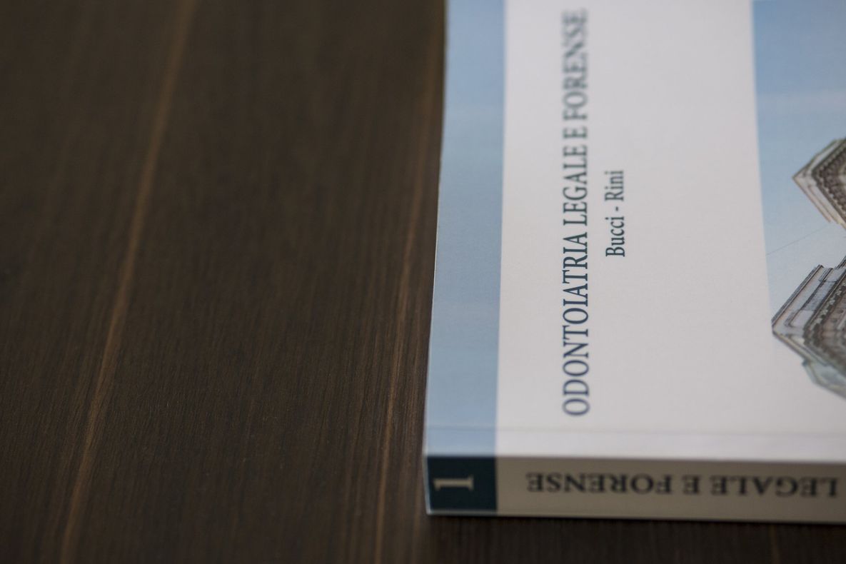 libro di odontoiatria legale