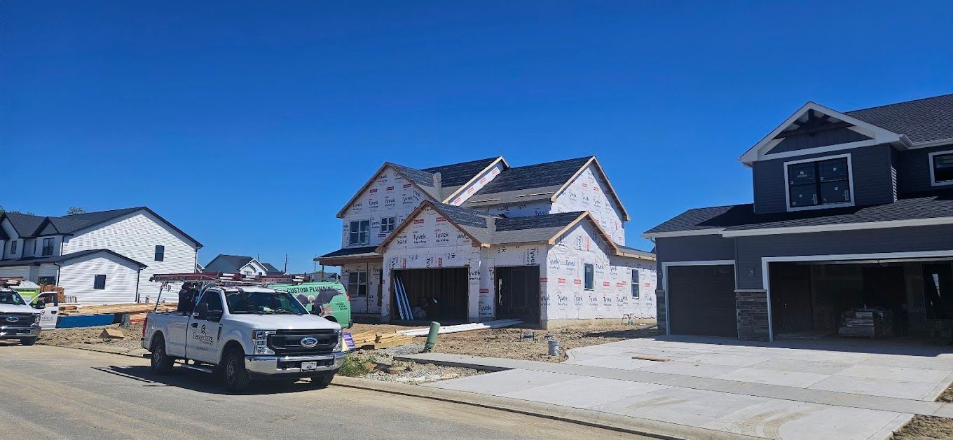 Roofer for hire in Crown Point, IN