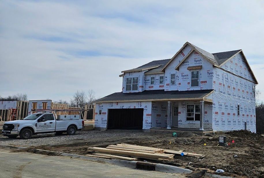 New home construction roofer in Crown Point, IN