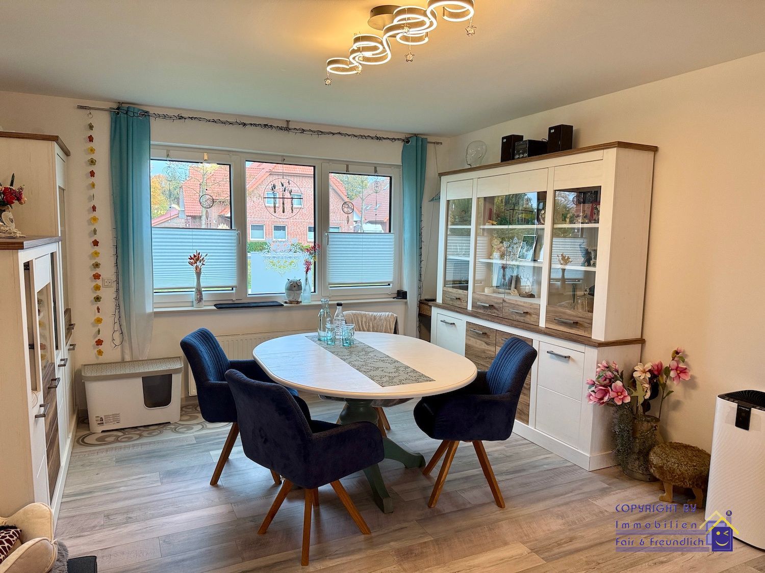 Modernisiertes Einfamilienhaus mit PV-Anlage, Wärmepumpe & modernem Komfort in Papenburg Obenende