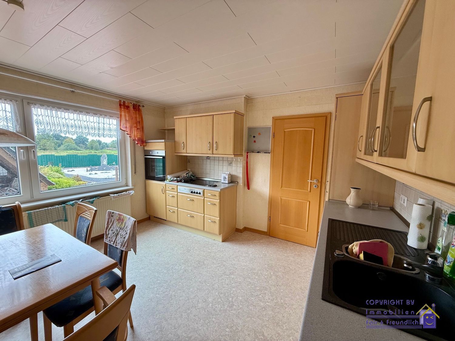Bungalow mit Doppelgarage in Moormerland