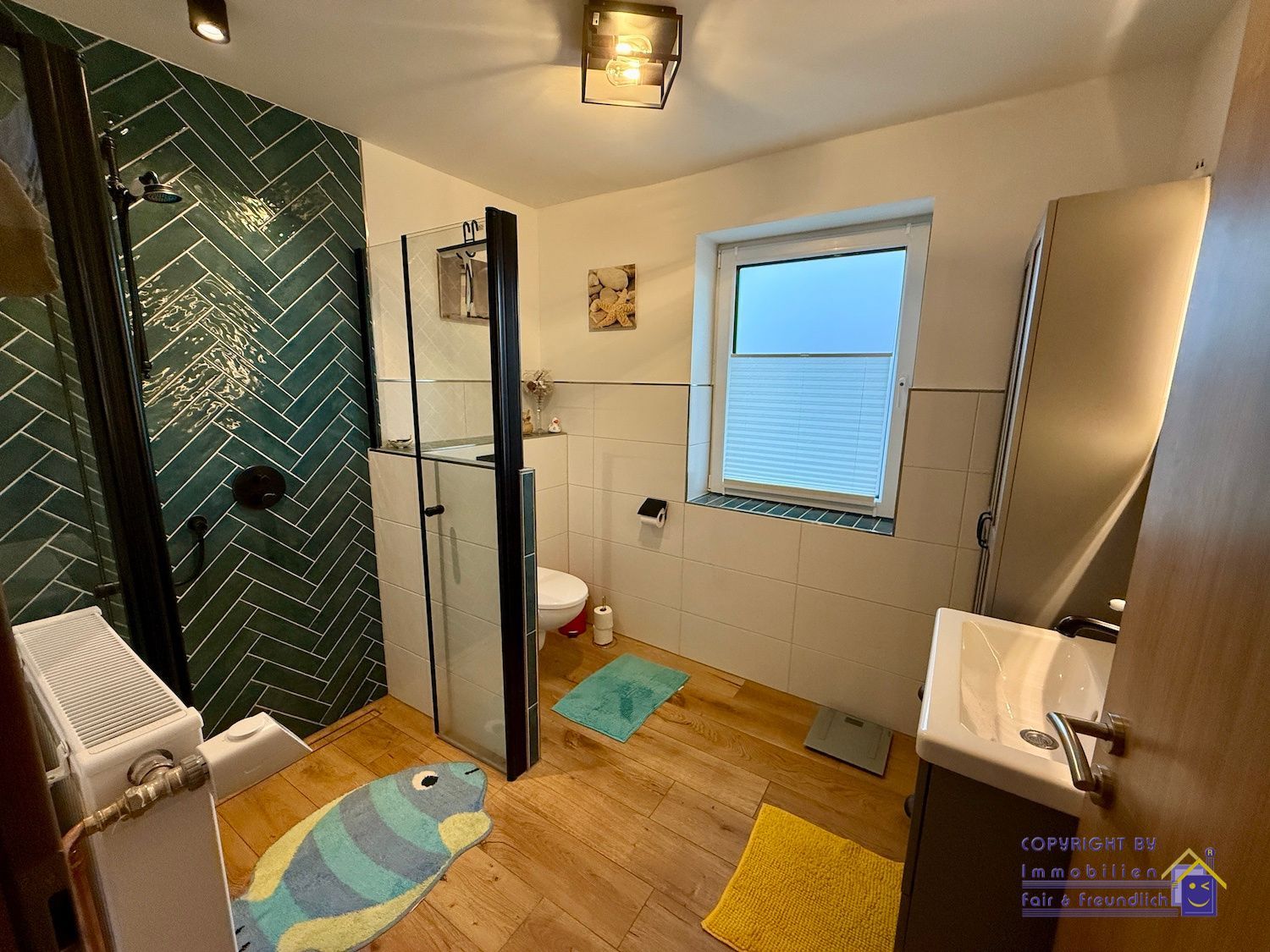 Modernisiertes Einfamilienhaus mit PV-Anlage, Wärmepumpe & modernem Komfort in Papenburg Obenende