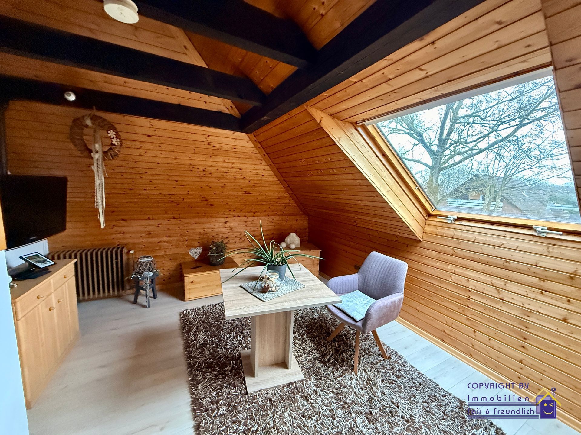 Bungalow mit Doppelgarage in Hesel