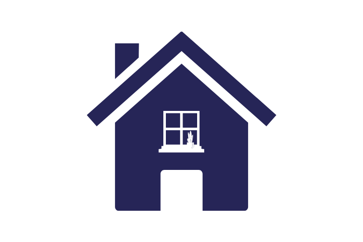 Ein blaues Haus mit Fenster und Schornstein auf weißem Hintergrund.