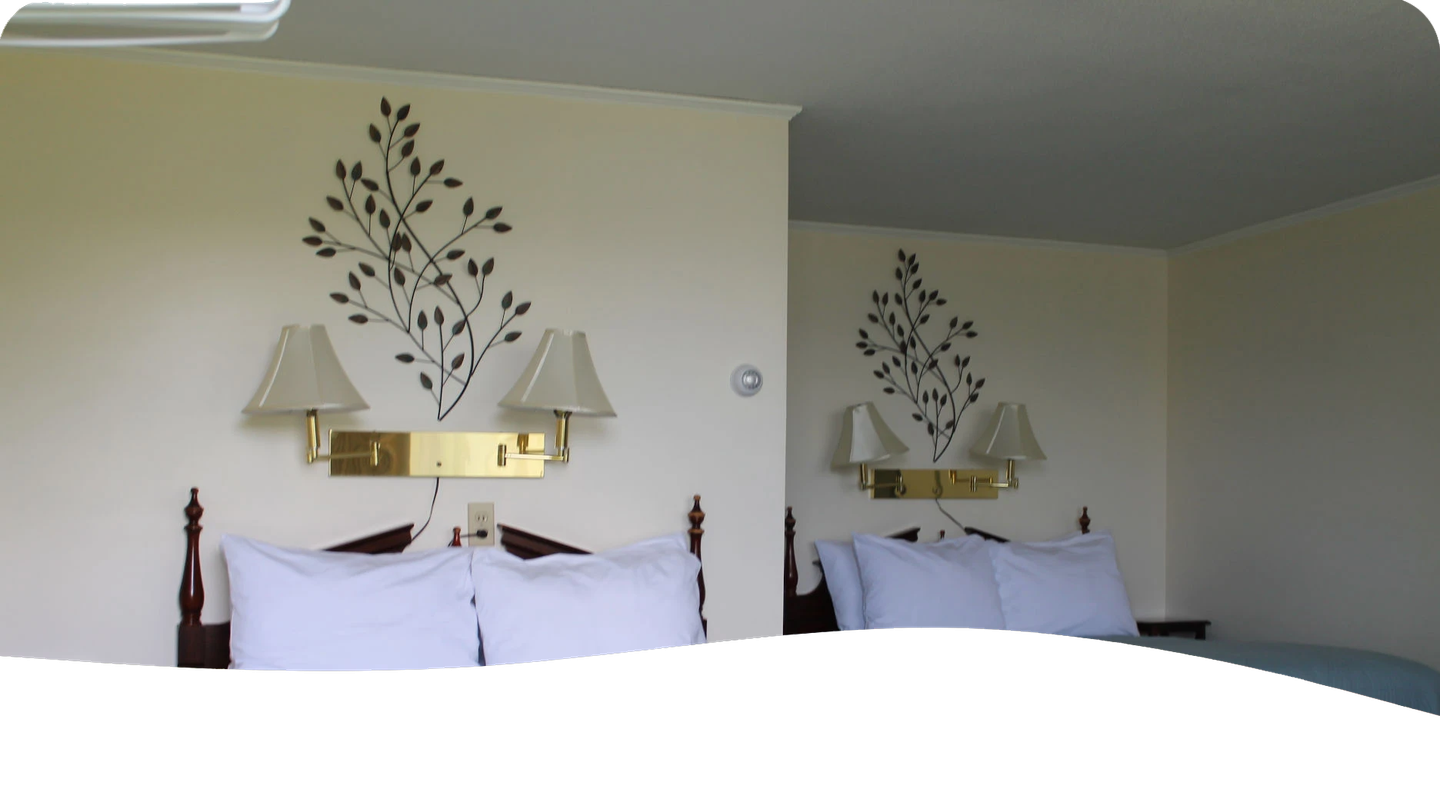 The Lake Inn at Mt Sunapee Rooms