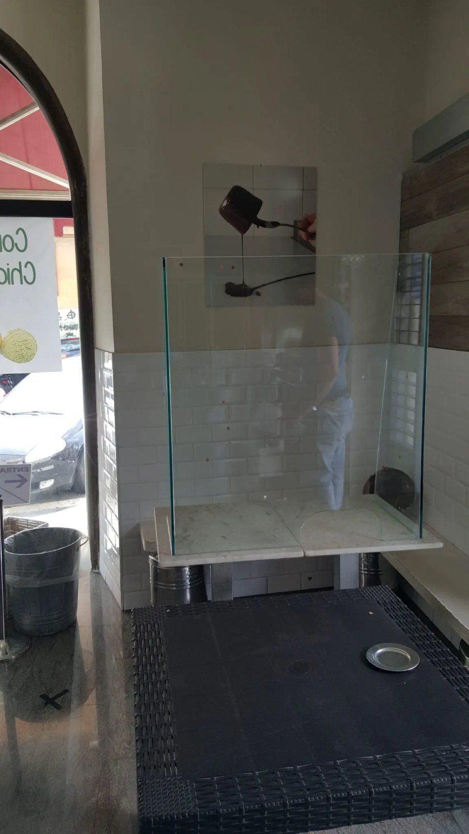 Parete divisoria in vetro