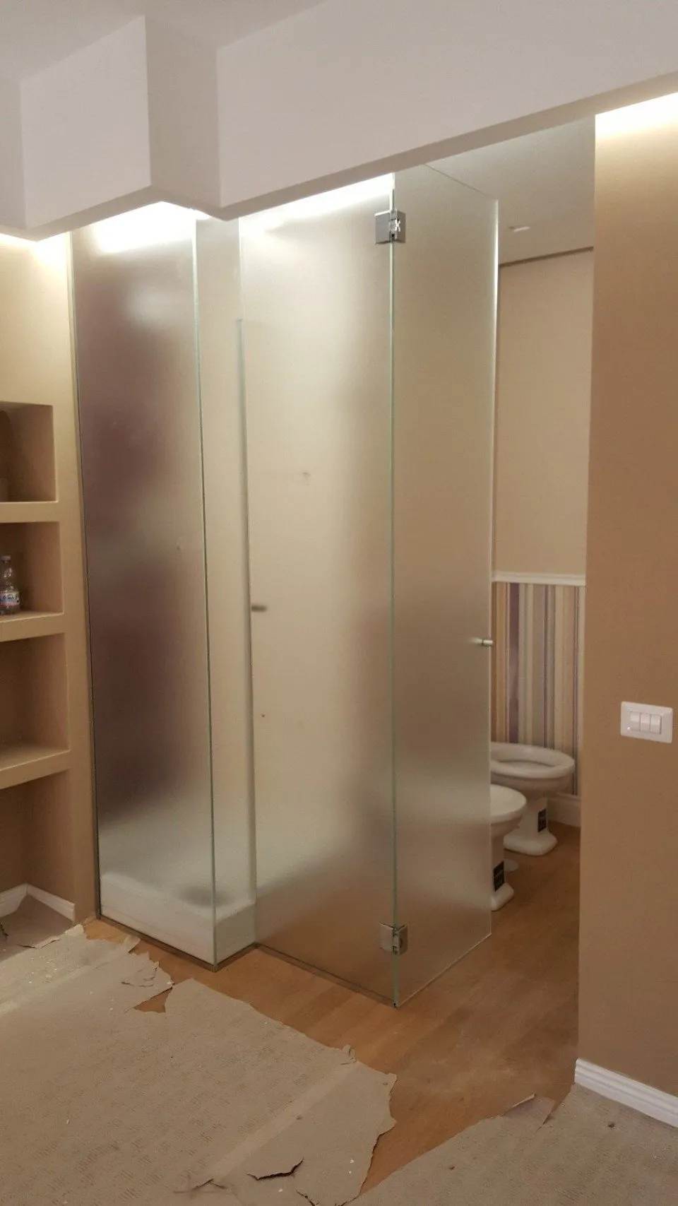 progettazione e installazione di box doccia a Roma