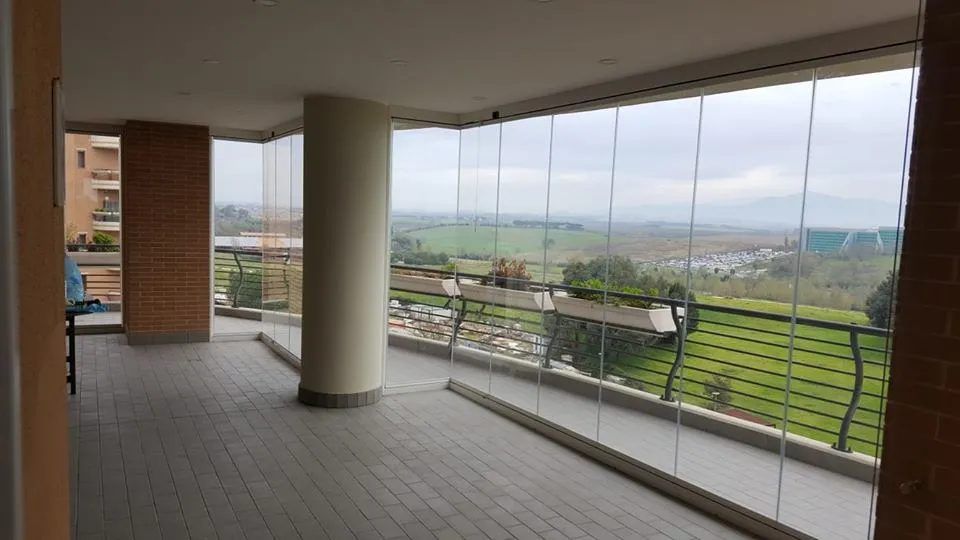 Vetrata per edificio