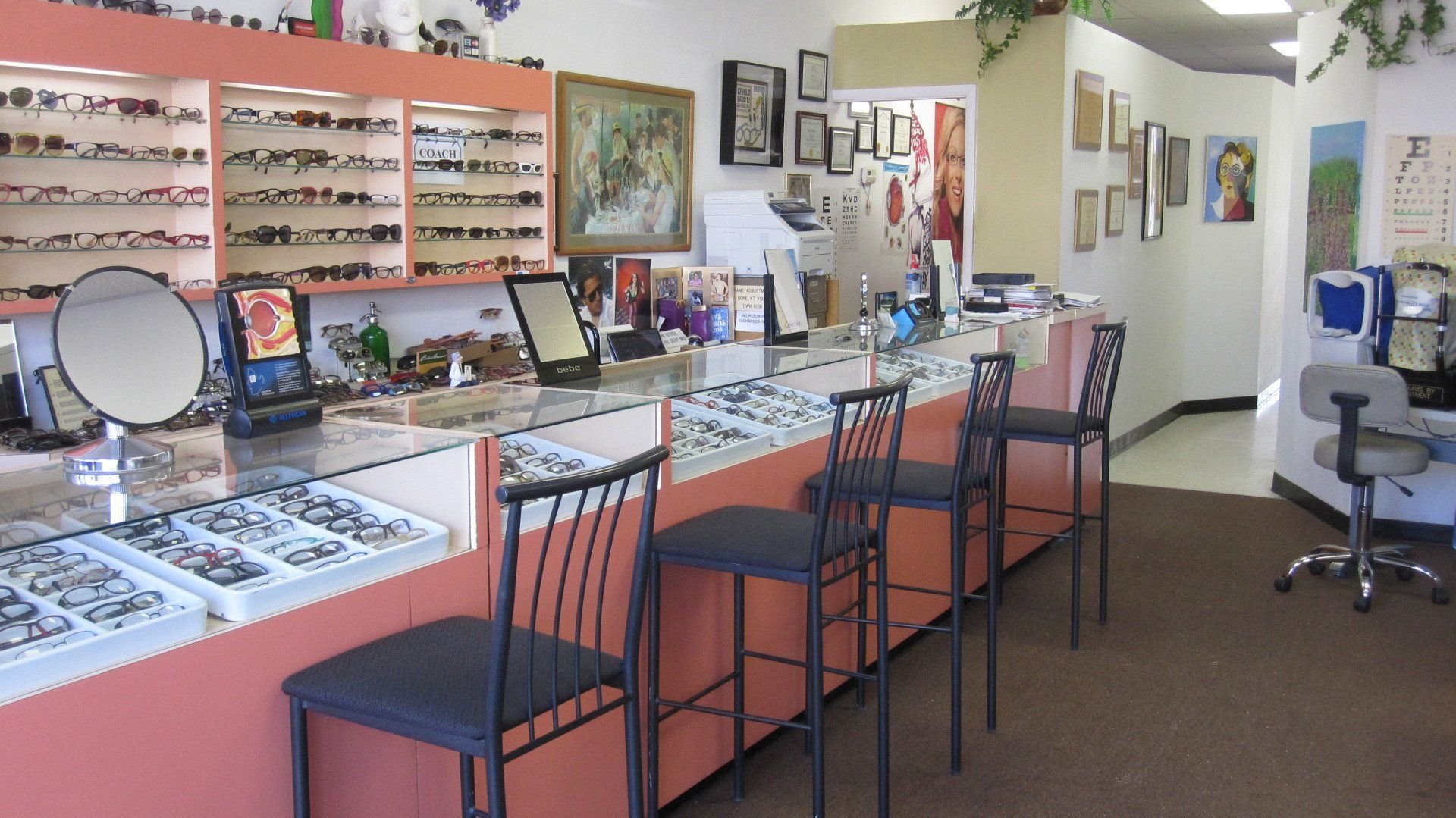 See World Optics Queens and Nassau County ,New Hyde Park Optician