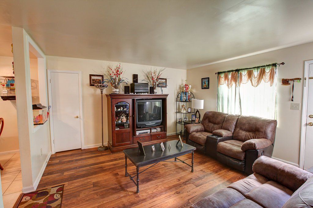 Building Interior Image Living Room