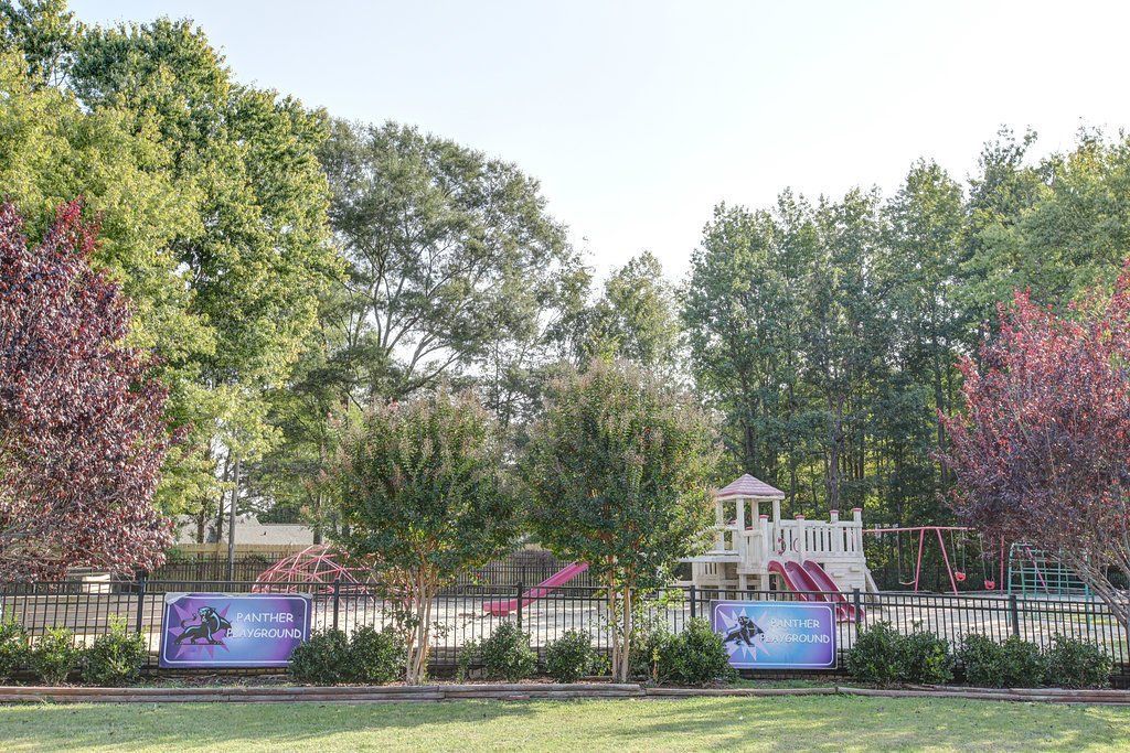 Building Amenity Image Building