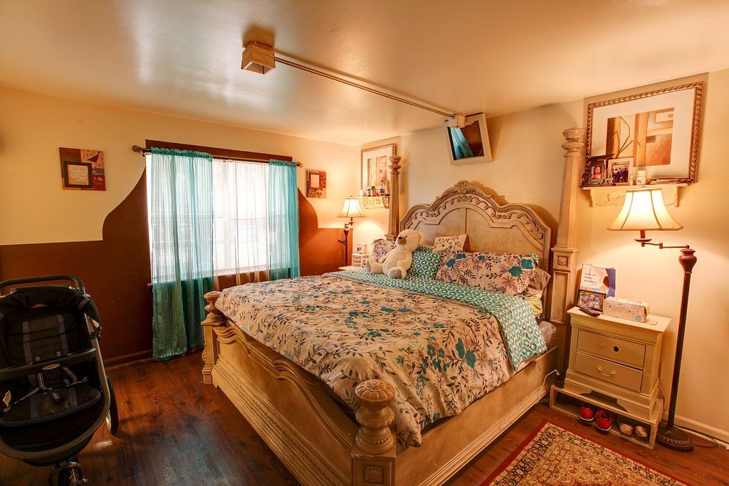 Building Interior Image Bedroom