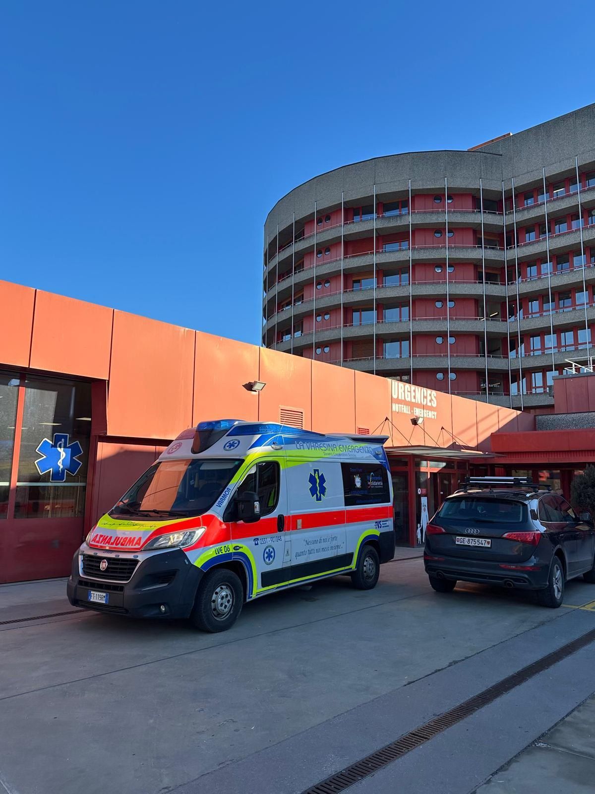 Autoambulanza per trasporto sanitario privato a Varese