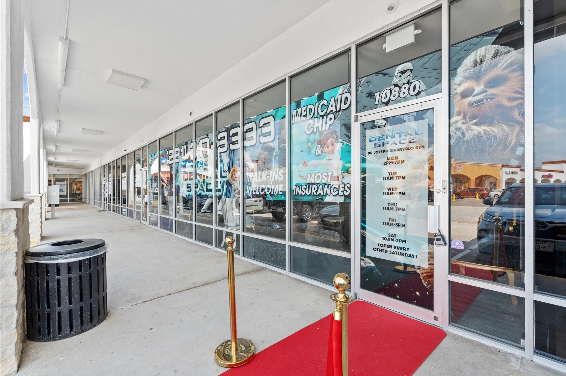 Dental-Space-Houston-Lobby-Red-Carpet