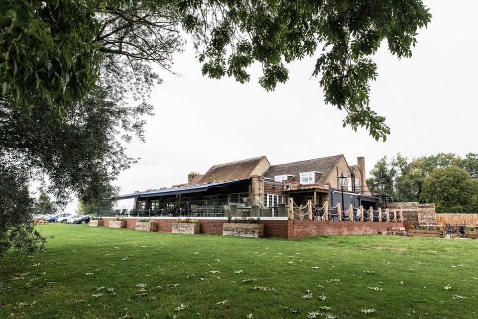 Things To Do When Staying at The Pike & Eel Hotel and Marina