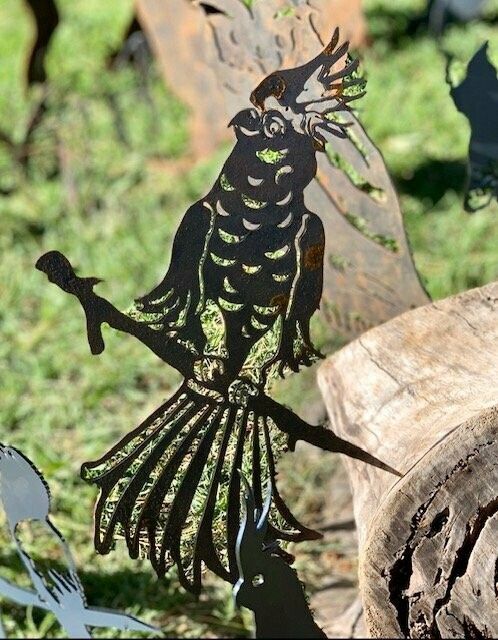 RustyRose Designs Metal Garden Sculpture - Cockatoo