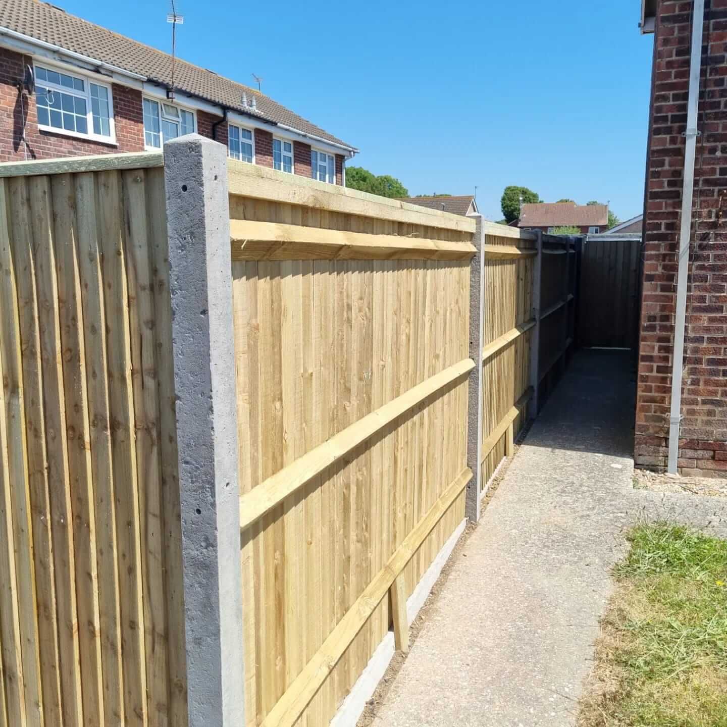Feather Edge Fence Panels | Glasgow Fence Experts