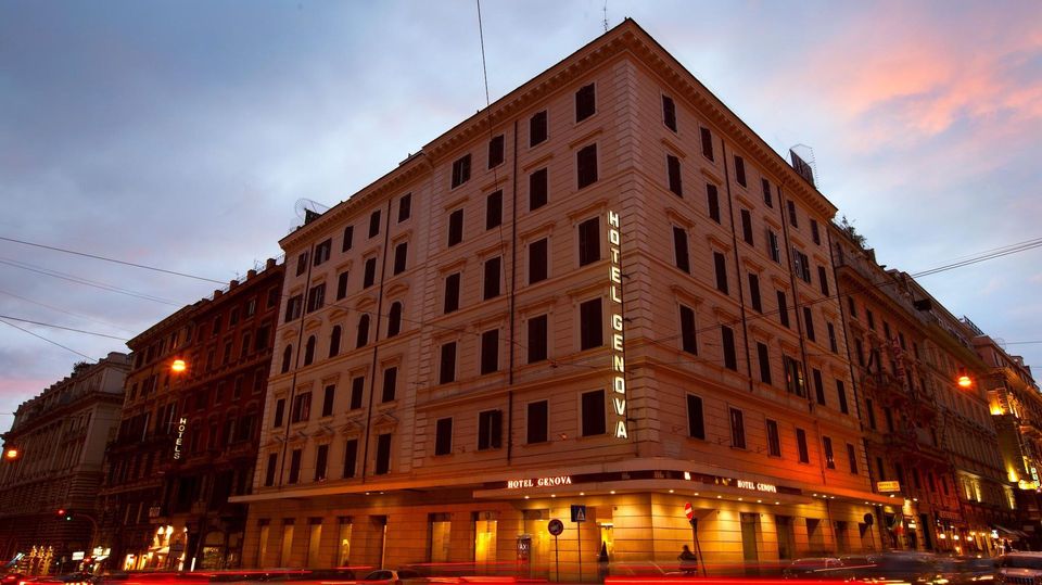 esterni Hotel Genova