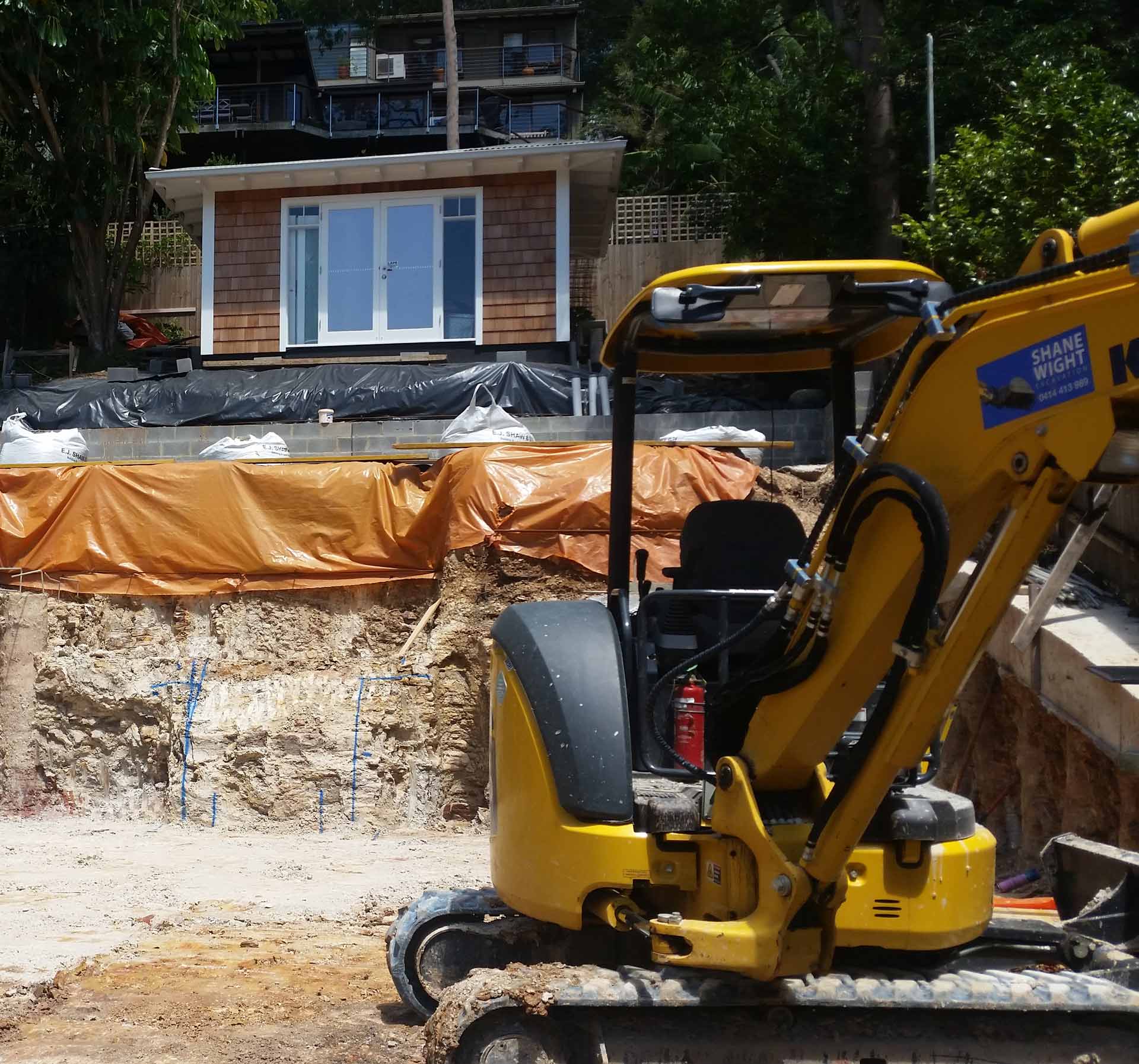 An Excavator Doing Some Earthwork Jobs | Belrose, Nsw | Shane Wight Excavation