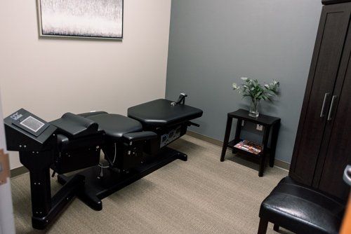 Spinal — Spinal Decompression On Office in Colorado Springs, CO