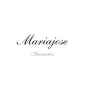 Un logotipo en blanco y negro para mariajose accesorios sobre un fondo blanco.