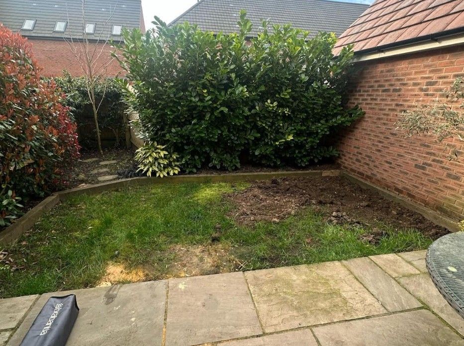artificial grass reading before fitting of fake grass in Reading