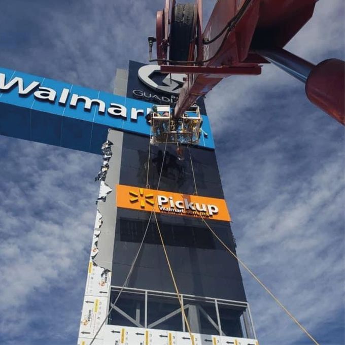 ESTRUCTURAS Y GRUAS KING