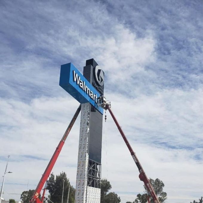 ESTRUCTURAS Y GRUAS KING