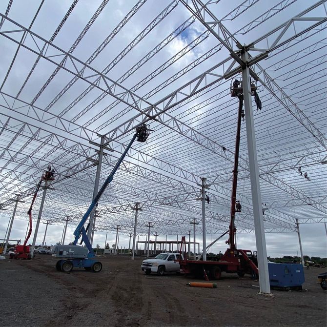 ESTRUCTURAS Y GRUAS KING