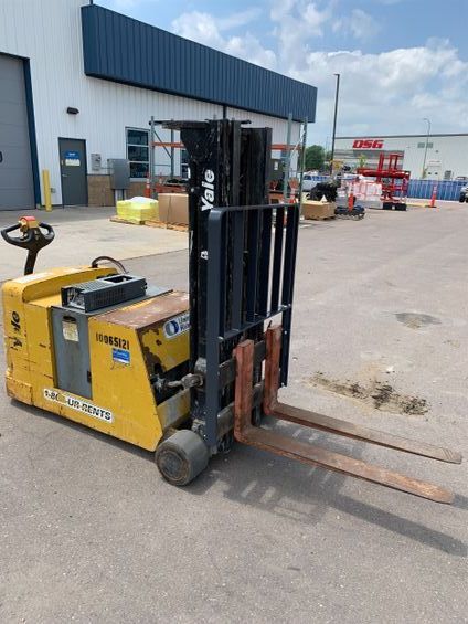 2012 YALE MCW040-E Warehouse Forklift