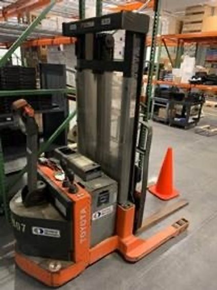 2015 Toyota 6BWR15 Warehouse Forklift